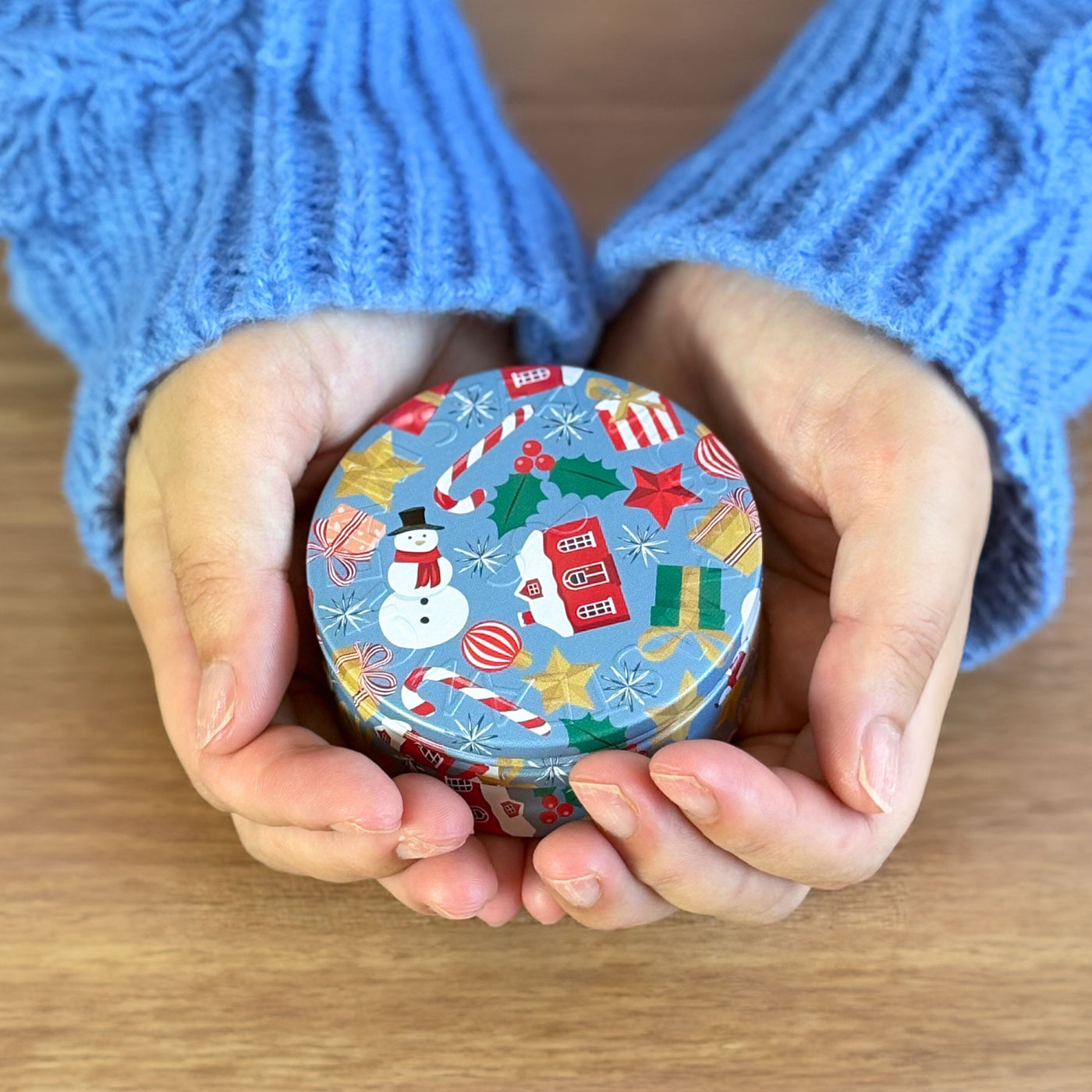 ウィンター・サプライズ／スチームクリーム限定デザイン缶