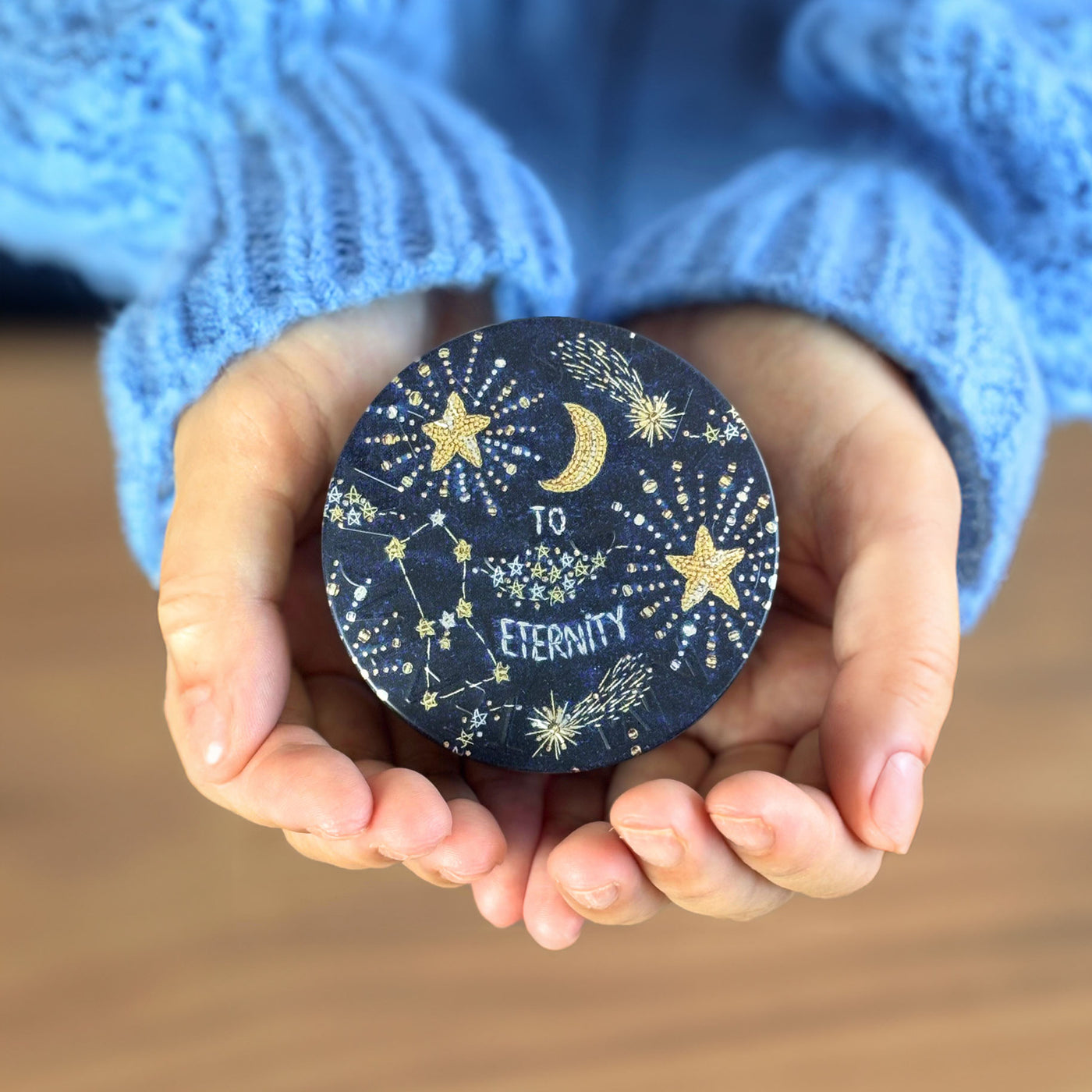 トゥ・エタニティ／スチームクリーム限定デザイン缶