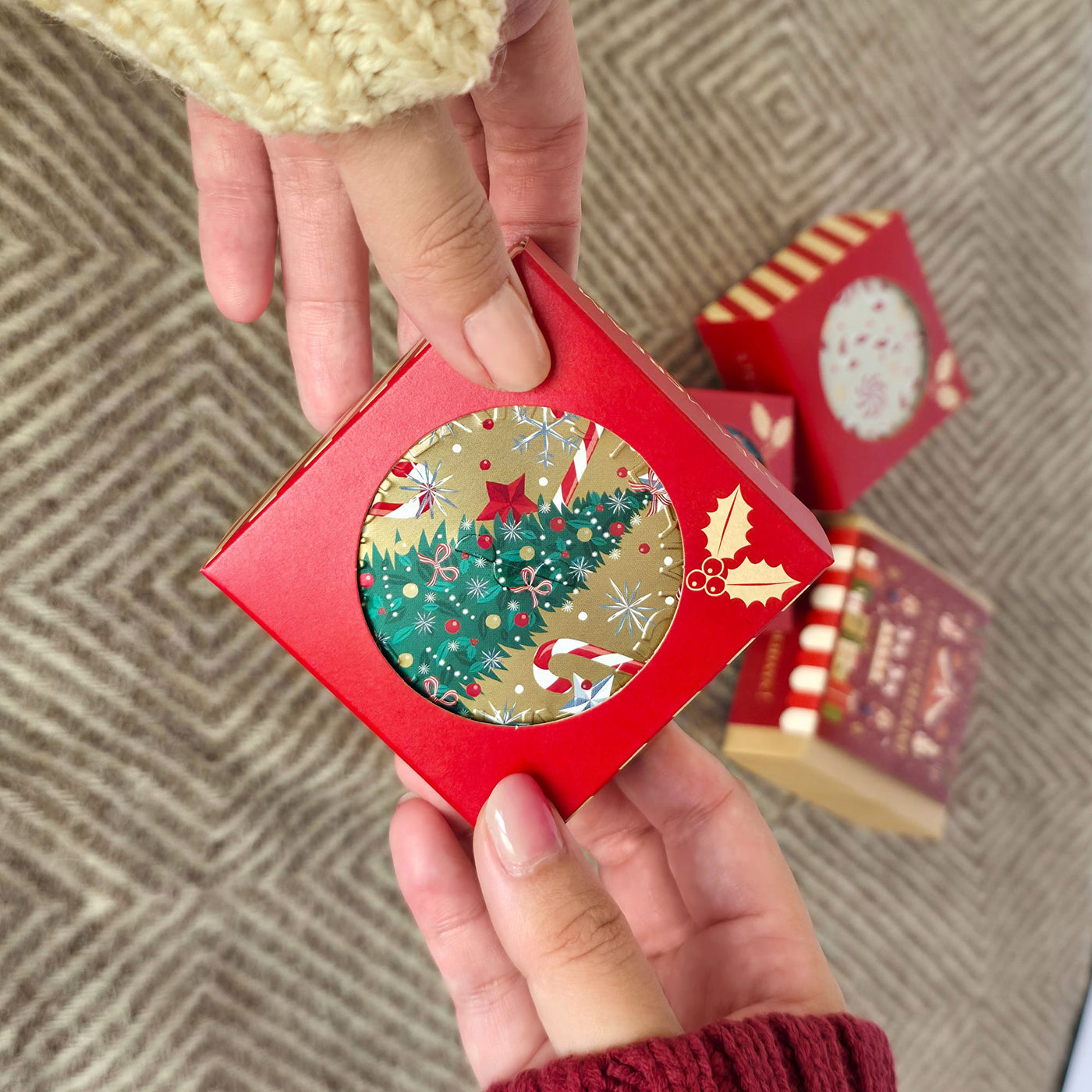 ウィンター・スパークル／スチームクリーム限定デザイン缶