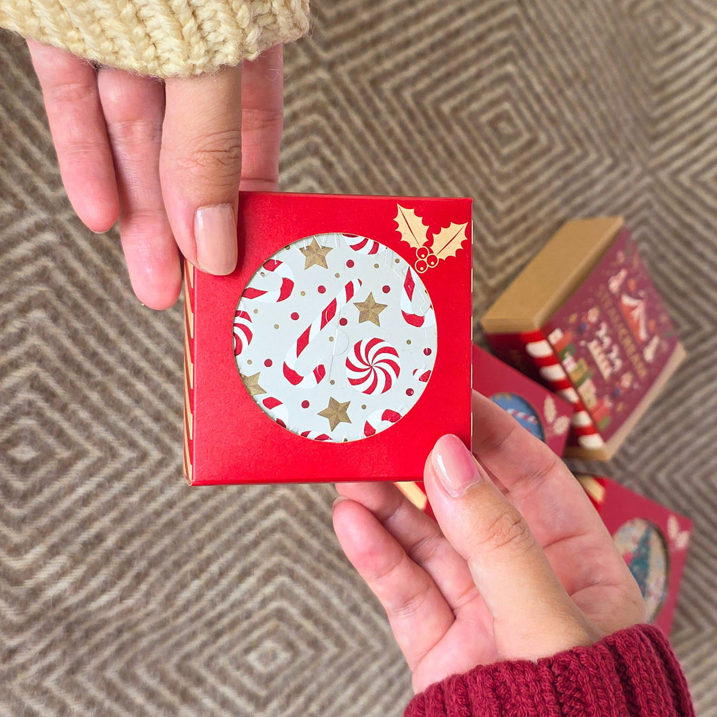 スウィート・ストライプス／スチームクリーム限定デザイン缶