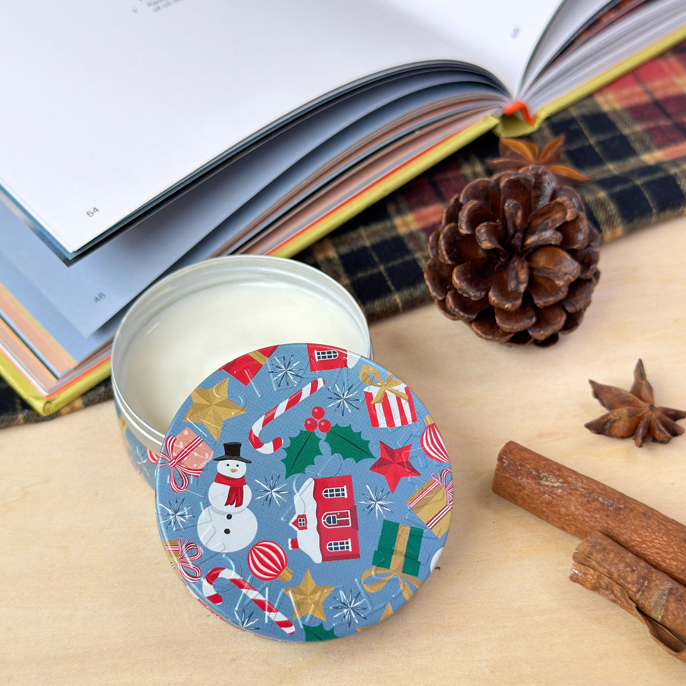 ウィンター・サプライズ／スチームクリーム限定デザイン缶